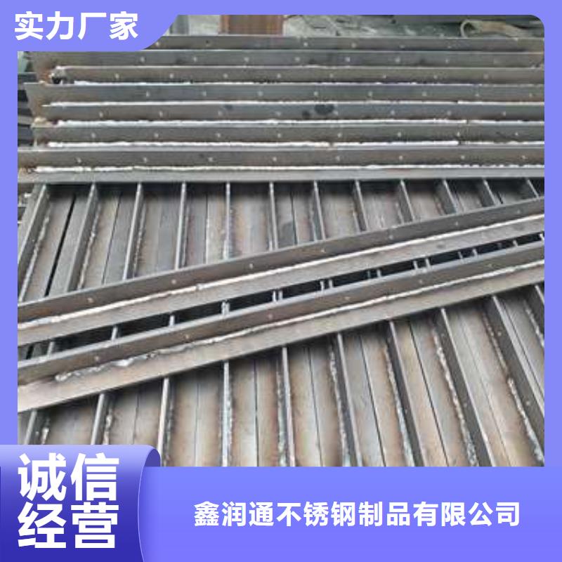 防撞護(hù)欄鍍鋅波形護(hù)欄免費(fèi)詢價