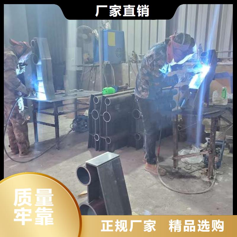 定制不銹鋼碳素鋼復(fù)合管橋梁護欄的當?shù)貜S家