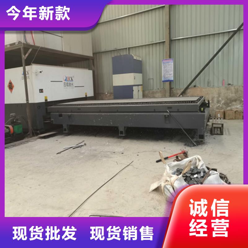 護(hù)欄立柱橋梁防撞護(hù)欄專業(yè)生產(chǎn)制造廠