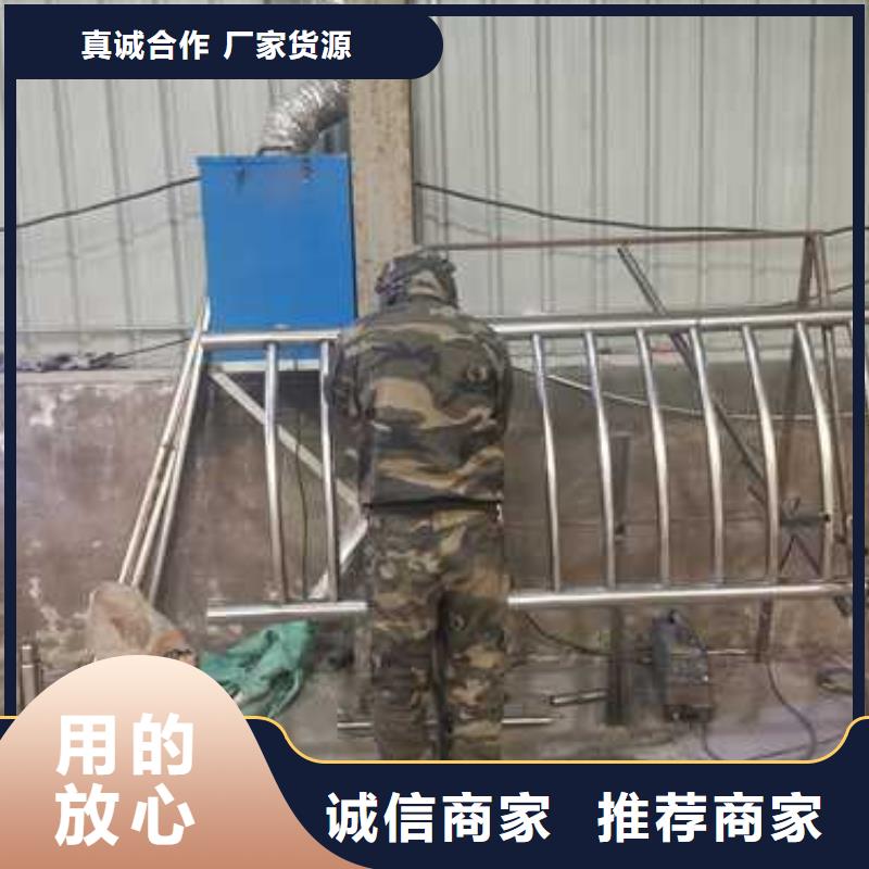 護欄橋梁護欄專業(yè)的生產(chǎn)廠家