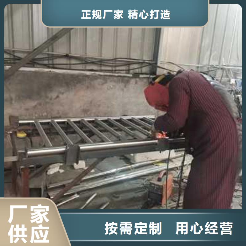 護(hù)欄_不銹鋼復(fù)合管護(hù)欄欄桿優(yōu)選廠商