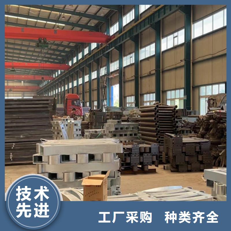 不銹鋼復(fù)合管護(hù)欄道路護(hù)欄廠多年行業(yè)積累