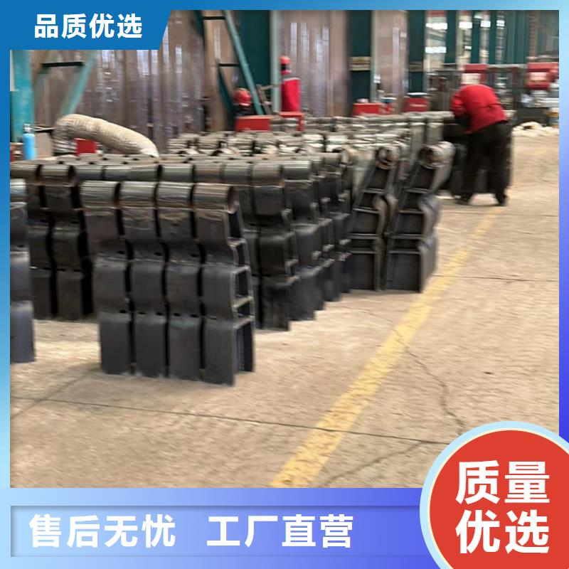 不銹鋼復(fù)合管護欄_市政道路防護欄市場報價