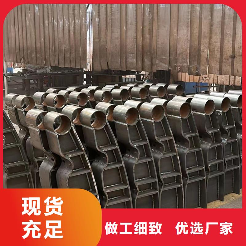 橋梁護(hù)欄廠家M型防撞護(hù)欄做工精細(xì)