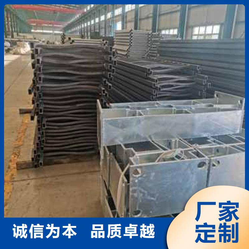 橋梁護(hù)欄廠家_不銹鋼復(fù)合管護(hù)欄出貨及時(shí)