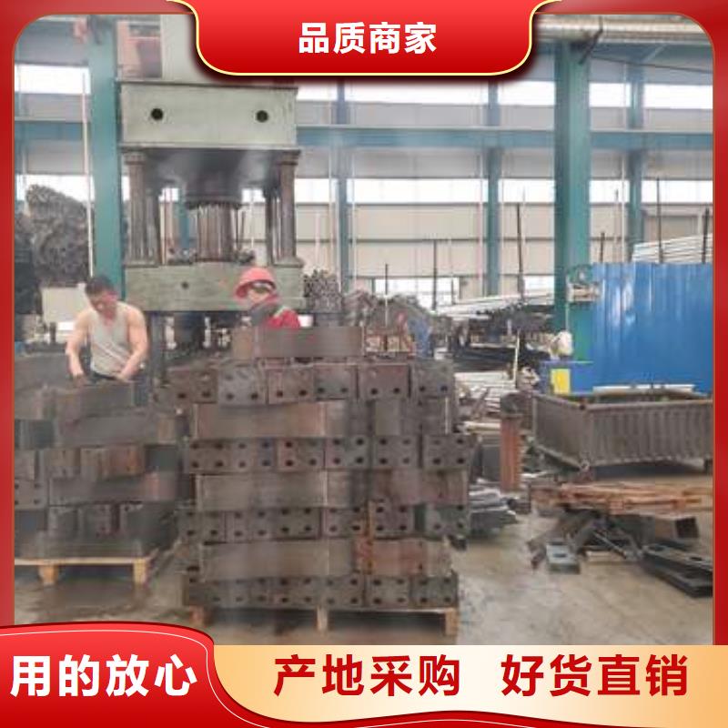 現(xiàn)貨供應橋梁防撞護欄_生產(chǎn)廠家