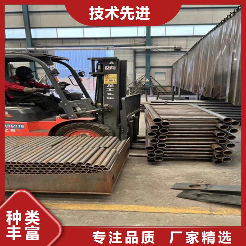 可靠的交通防撞护栏生产厂家