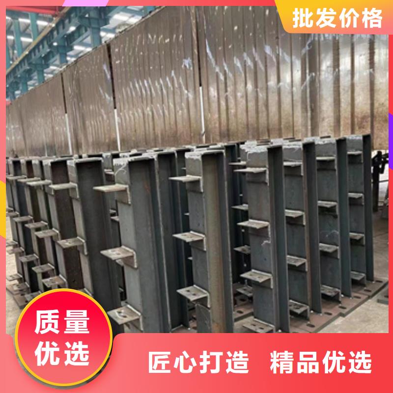  护栏保质保量