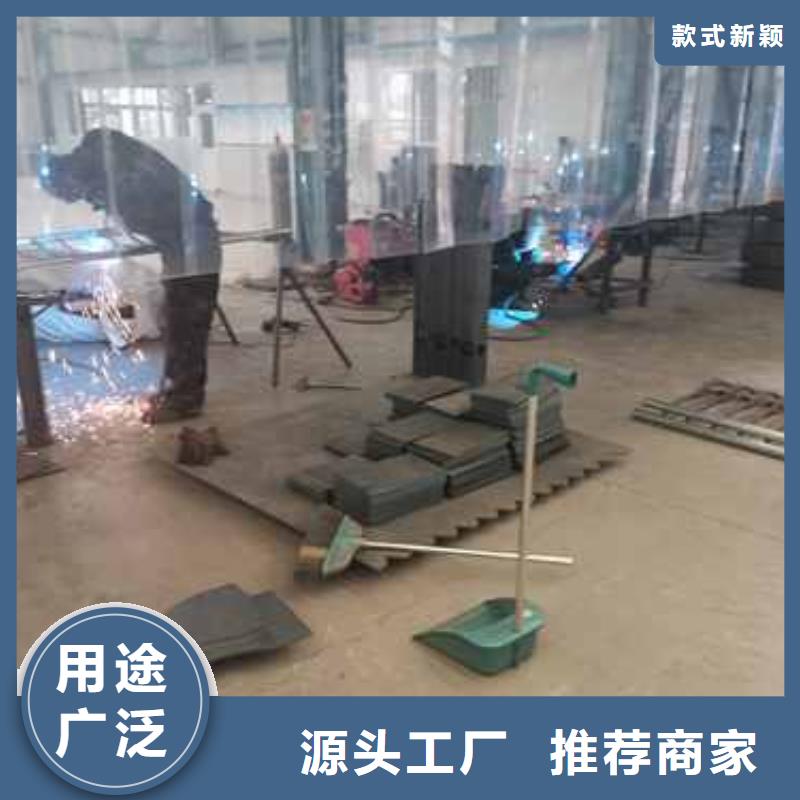 護(hù)欄 不銹鋼立柱實(shí)體誠信經(jīng)營