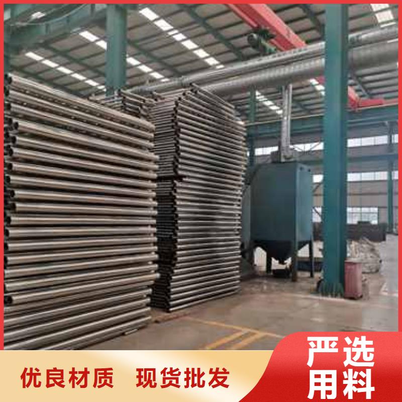 護(hù)欄 不銹鋼復(fù)合管護(hù)欄廠家現(xiàn)貨供應(yīng)