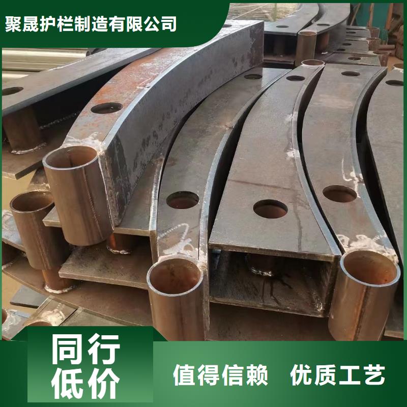  护栏敢与同行比质量