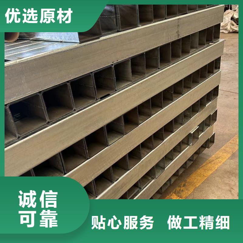  护栏敢与同行比质量