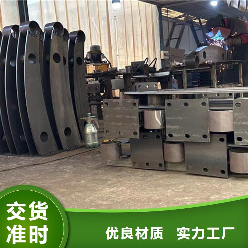 護(hù)欄-鍍鋅波形護(hù)欄自有廠家