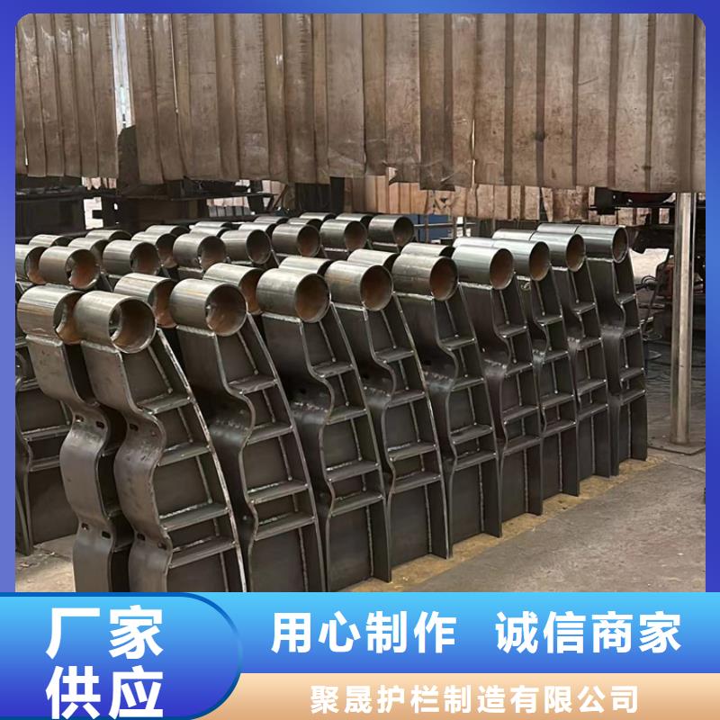  护栏严格把关质量放心