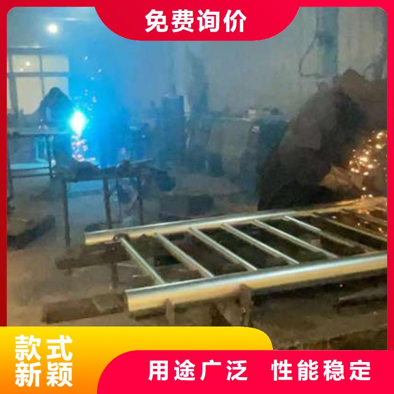 【護(hù)欄橋梁防撞護(hù)欄廠專業(yè)的生產(chǎn)廠家】