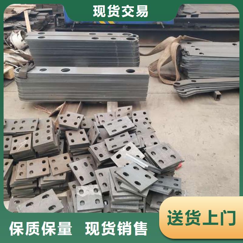  护栏敢与同行比质量