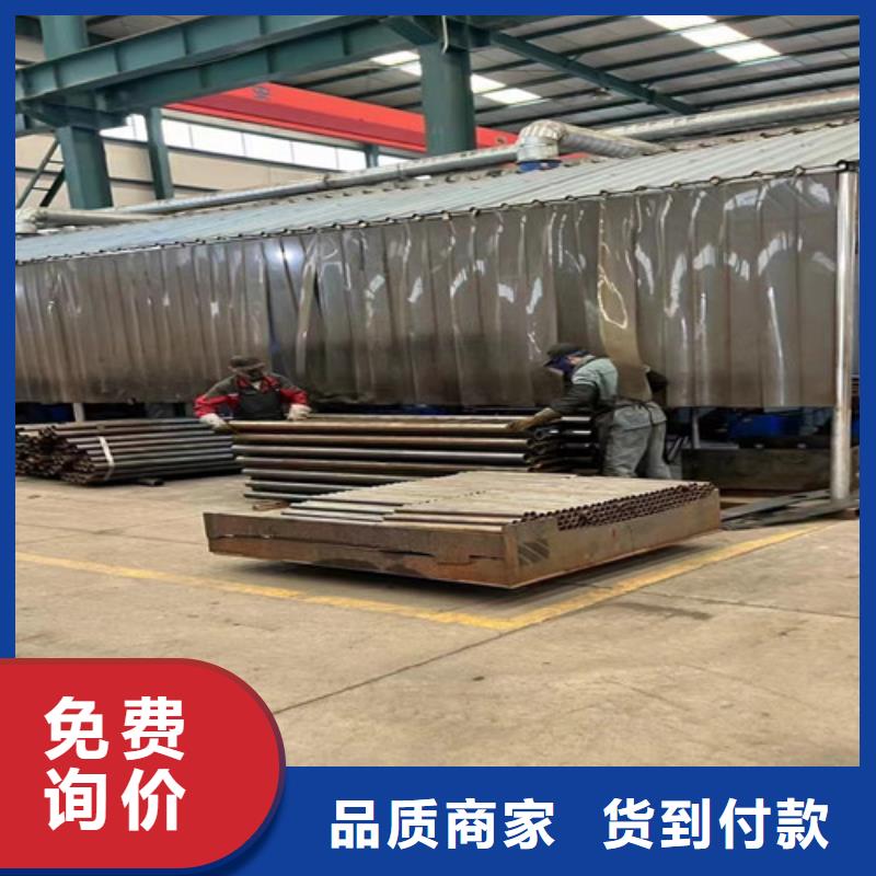 護(hù)欄1不銹鋼碳素鋼復(fù)合管廠產(chǎn)品優(yōu)良