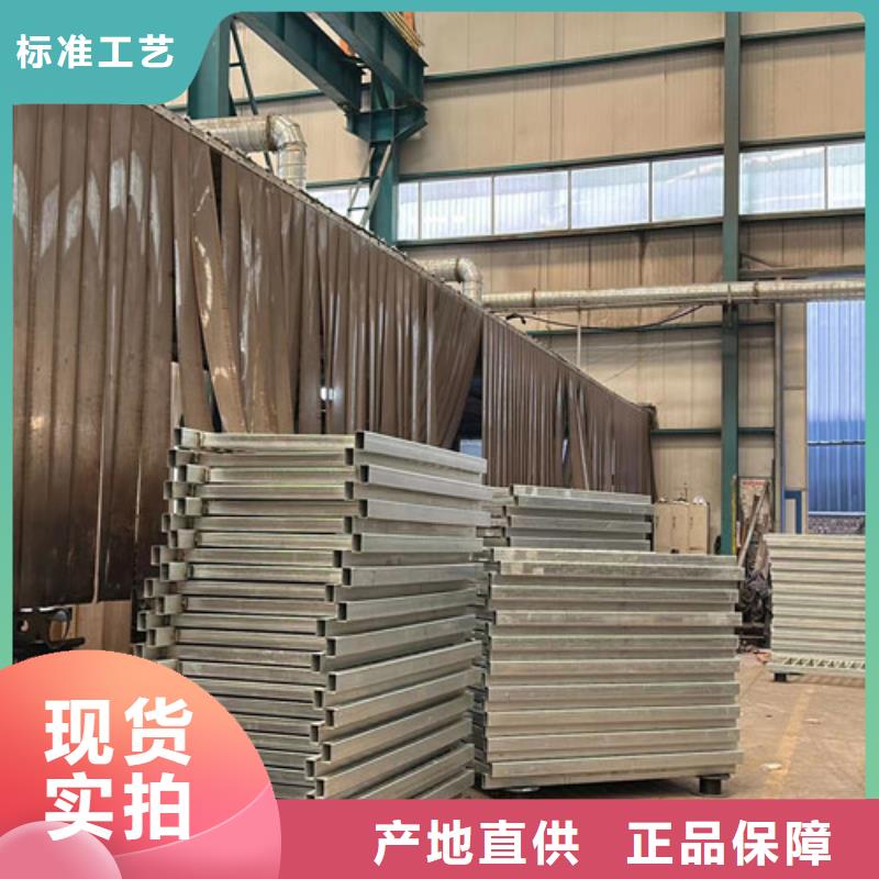 【護(hù)欄1】橋梁防撞護(hù)欄廠出貨快