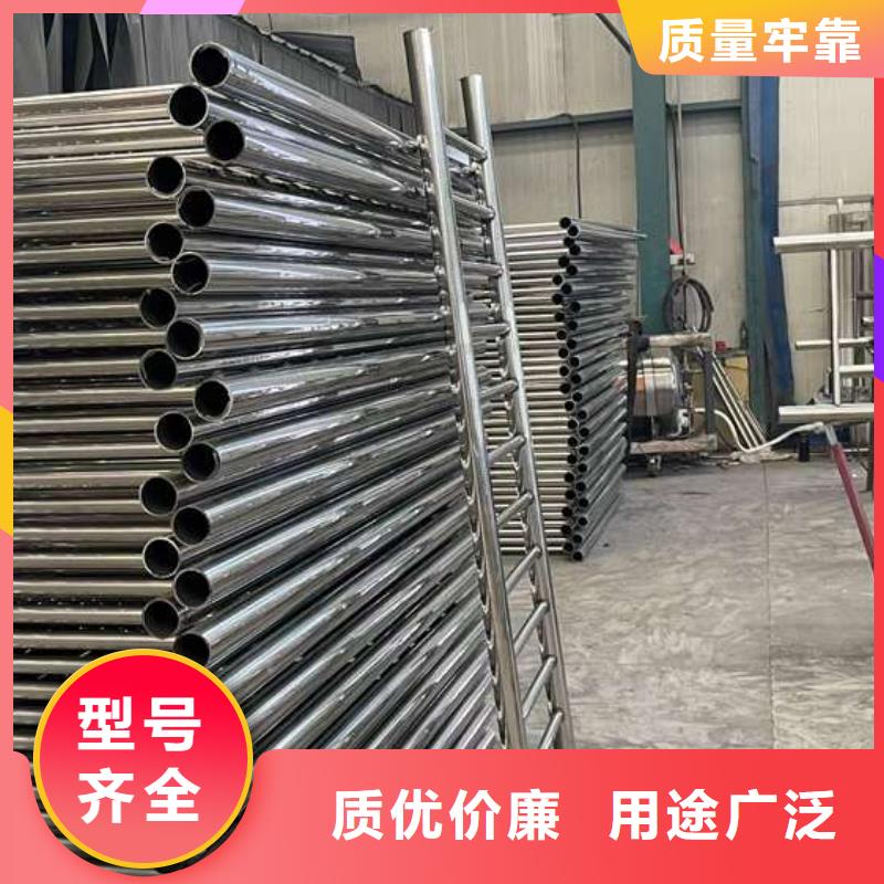 護(hù)欄1鍍鋅波形護(hù)欄供您所需