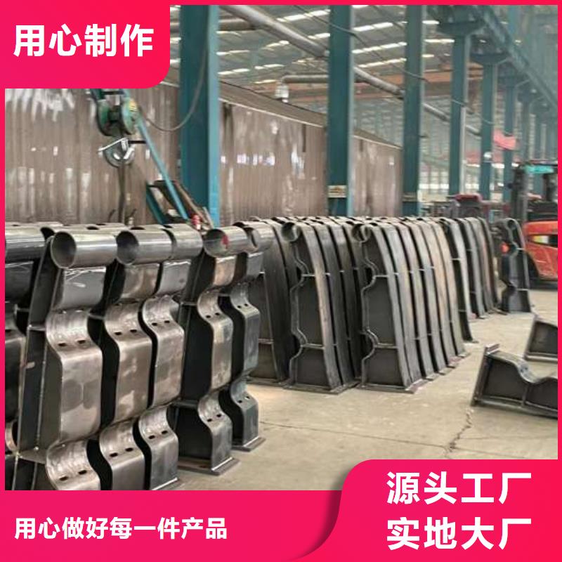 護欄1旋轉(zhuǎn)護欄貨源報價