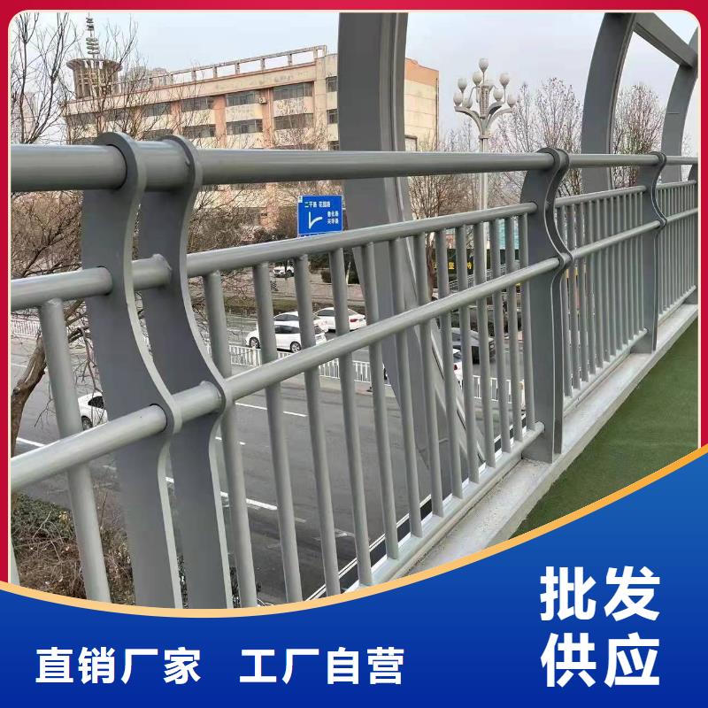 护栏质检合格出厂