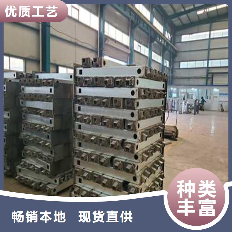 護欄1【不銹鋼復合管廠】閃電發(fā)貨