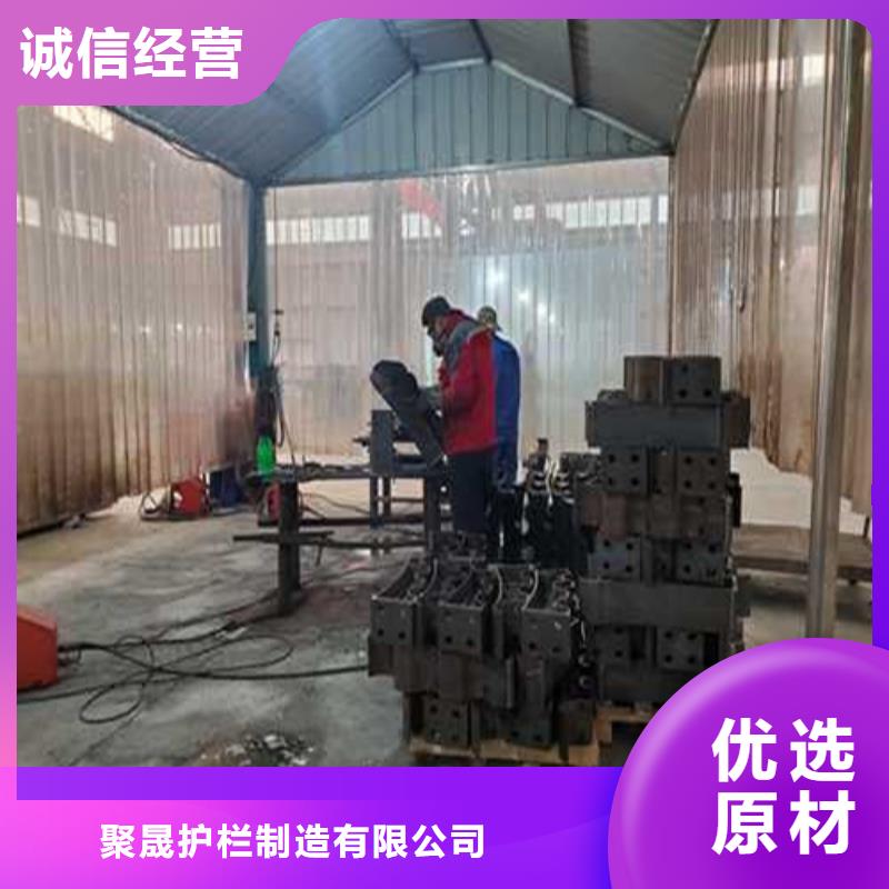 護(hù)欄1國道抗沖擊圍欄工期短發(fā)貨快