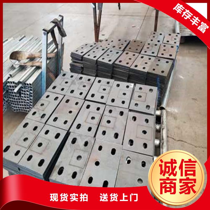 護(hù)欄1【高速開口欄網(wǎng)】嚴(yán)選用料