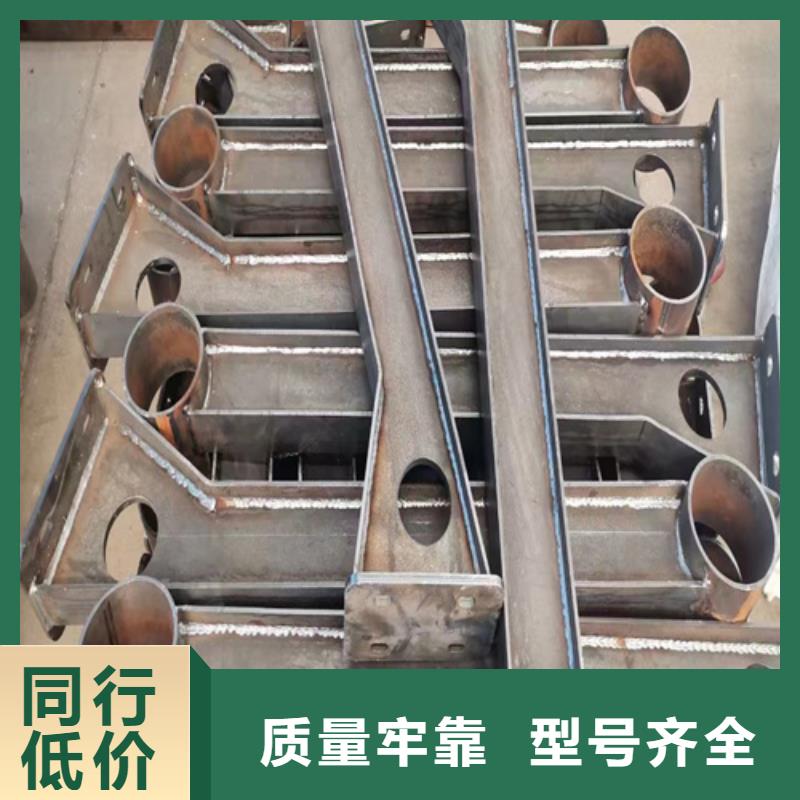 防撞護欄不銹鋼護欄廠廠家直發(fā)