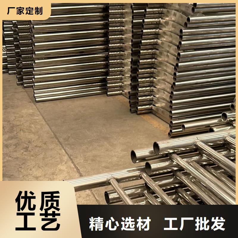 路边防撞护栏大量现货供应