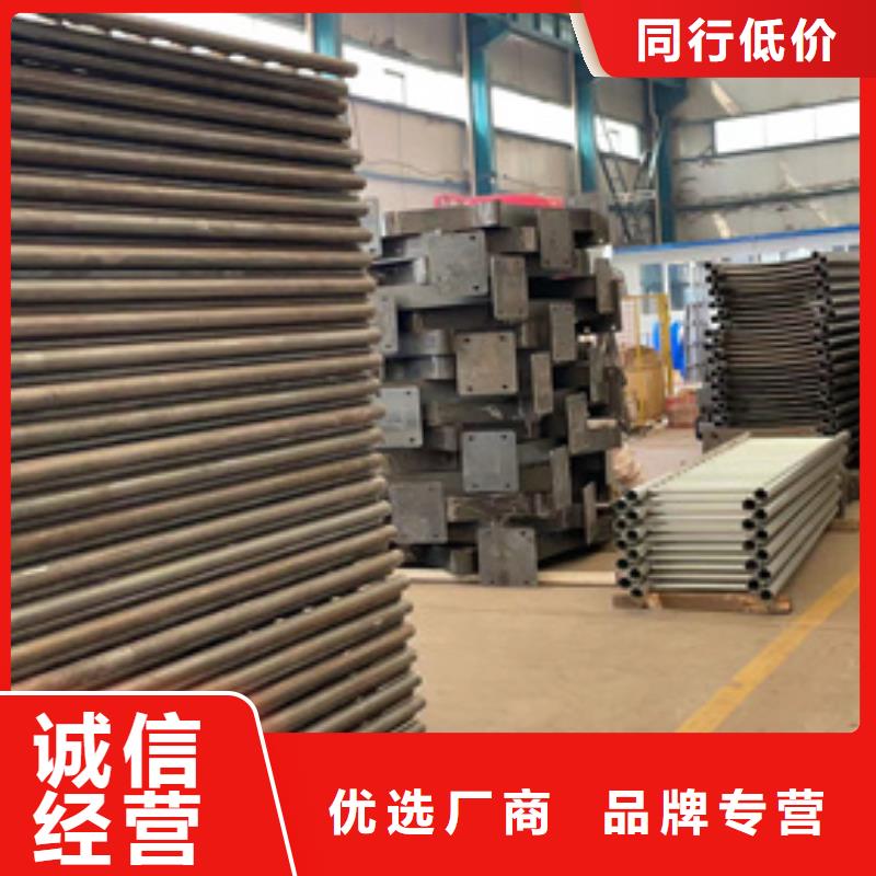 桥上防撞钢护栏生产厂家_规格齐全