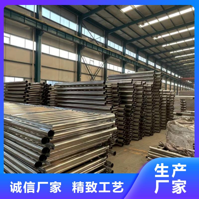 防撞護(hù)欄熱鍍鋅立柱真實(shí)拍攝品質(zhì)可靠