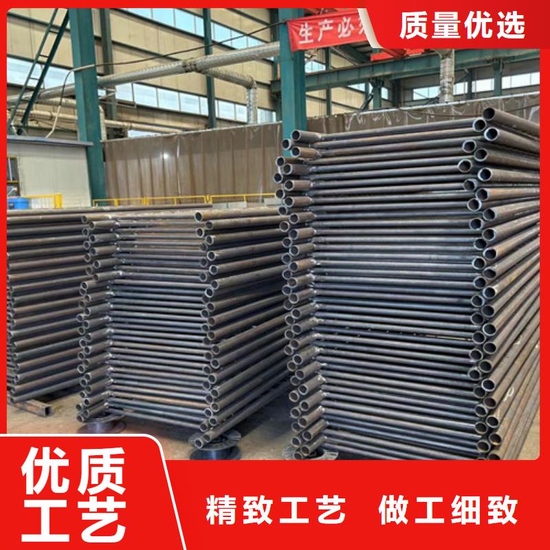  道路护栏严格把控质量