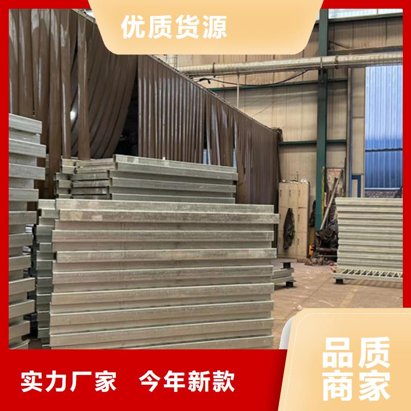 道路護(hù)欄不銹鋼橋梁護(hù)欄廠專(zhuān)業(yè)的生產(chǎn)廠家