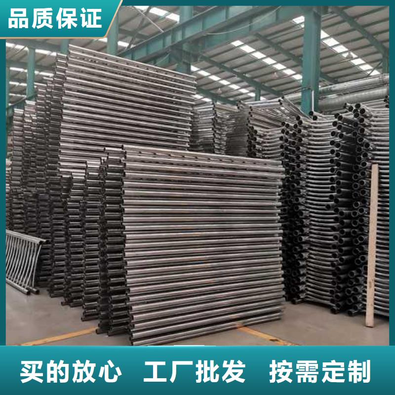 道路護(hù)欄【防撞護(hù)欄】為品質(zhì)而生產(chǎn)