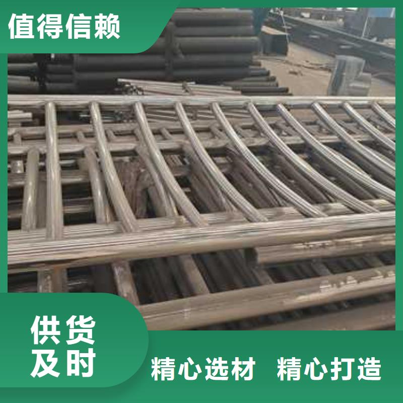 道路護(hù)欄交通防撞圍欄廠家直發(fā)