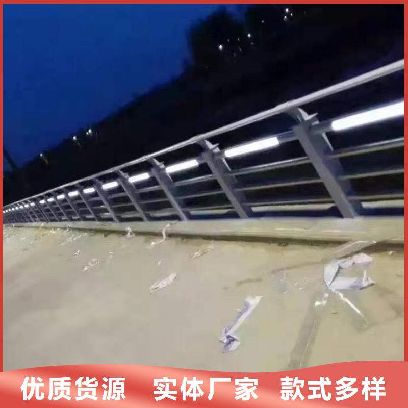 道路護(hù)欄-鍍鋅波形護(hù)欄工藝精細(xì)質(zhì)保長久