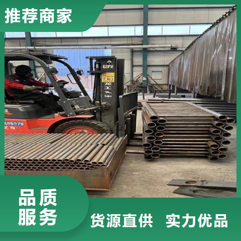 燈光護(hù)欄防撞護(hù)欄好貨直銷