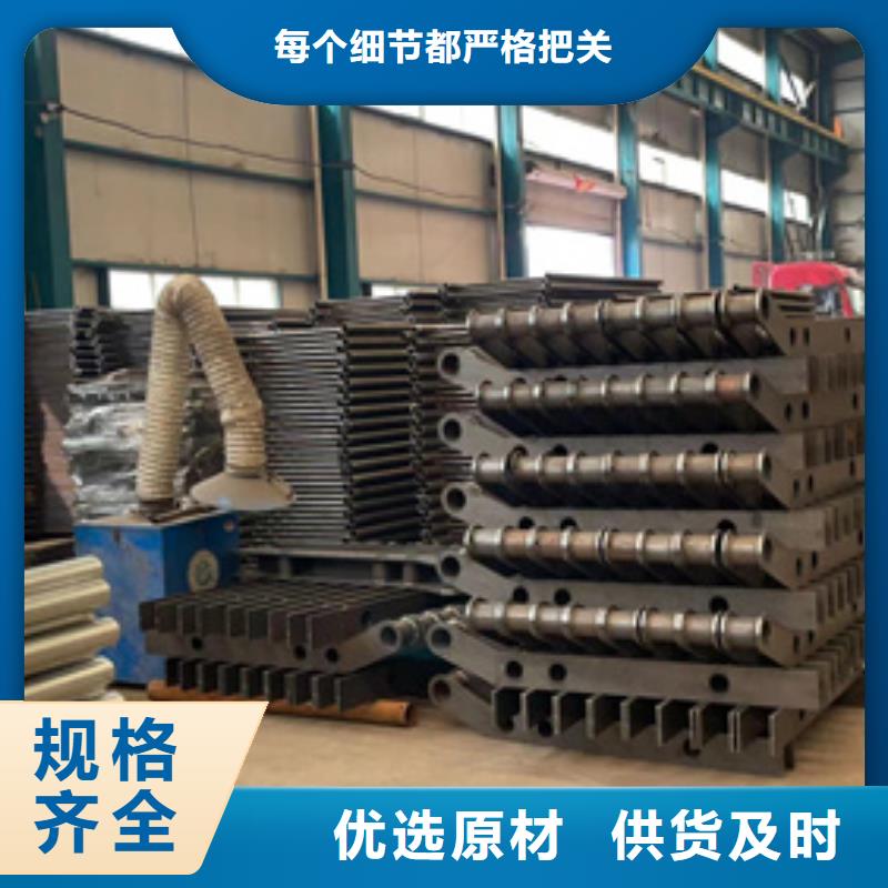 公路防撞護(hù)欄源頭廠家本地報(bào)價(jià)更優(yōu)惠