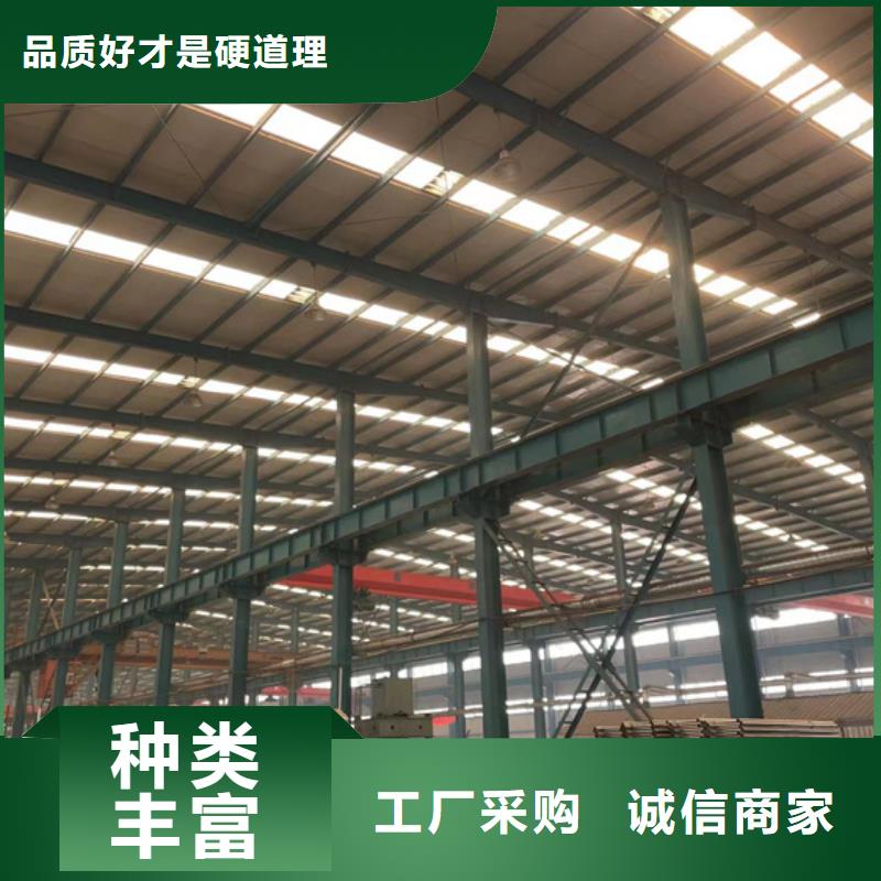  燈光護(hù)欄實(shí)拍展現(xiàn)