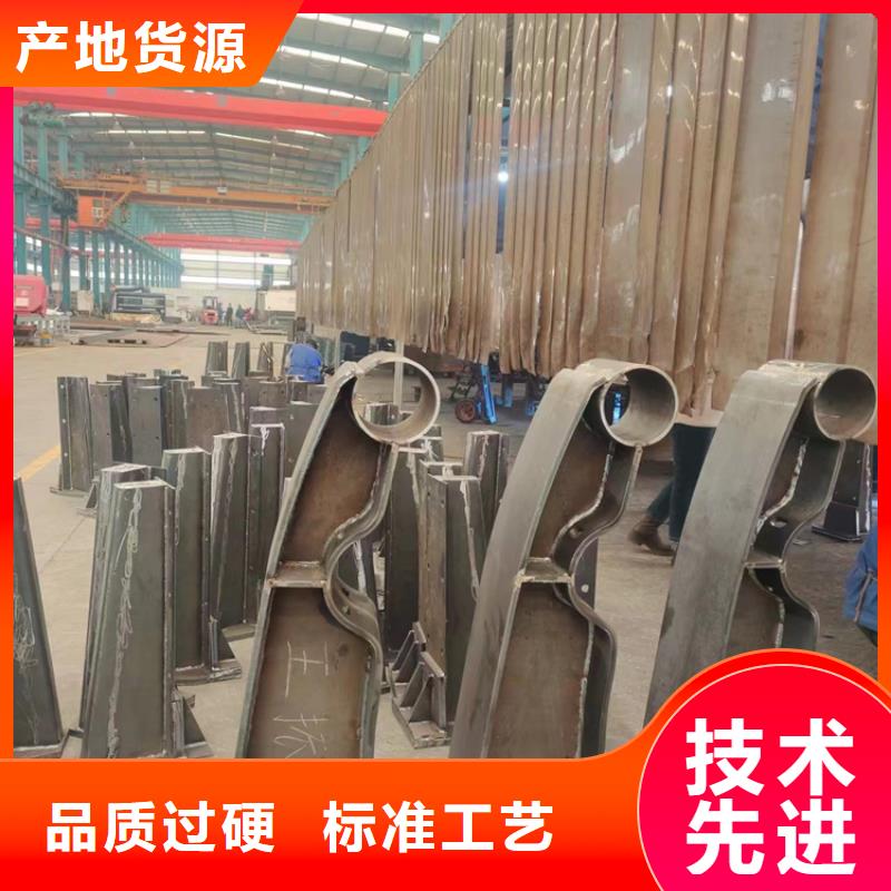 灯光护栏镀锌喷塑防撞栏工艺层层把关