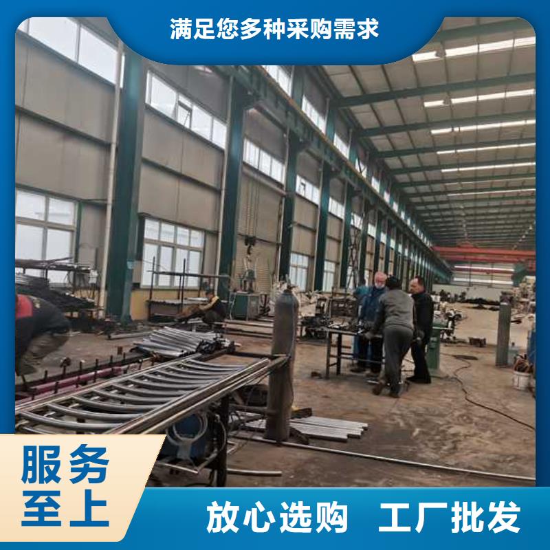  燈光護(hù)欄買的放心安興用的舒心
