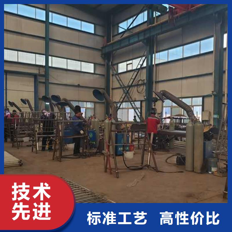 【燈光護欄河堤護欄貨源直供】