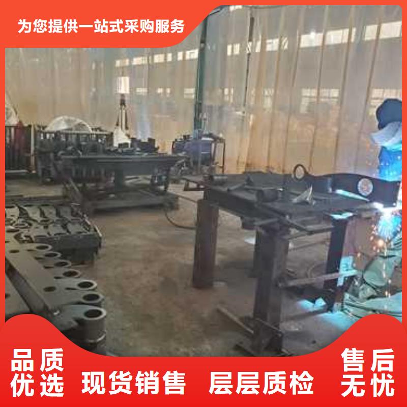 景觀護(hù)欄,橋梁鋼護(hù)欄多種款式可隨心選擇