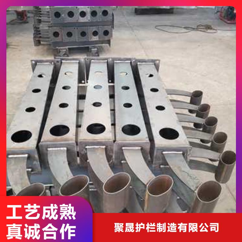 景觀護(hù)欄不銹鋼護(hù)欄廠精心選材