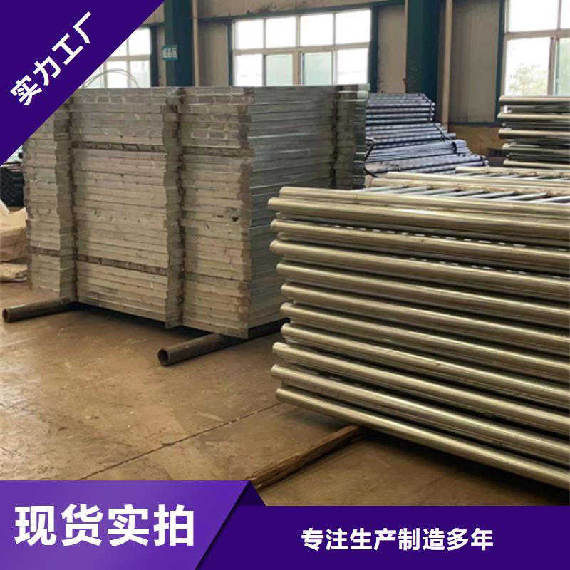 保質保量：燈光護欄