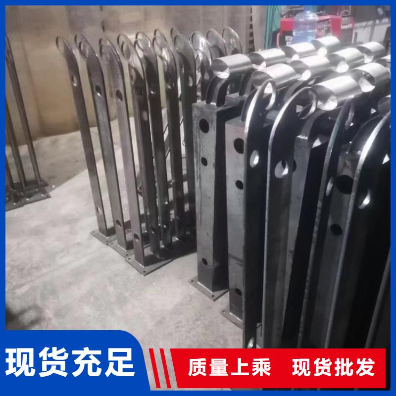 保質保量：燈光護欄