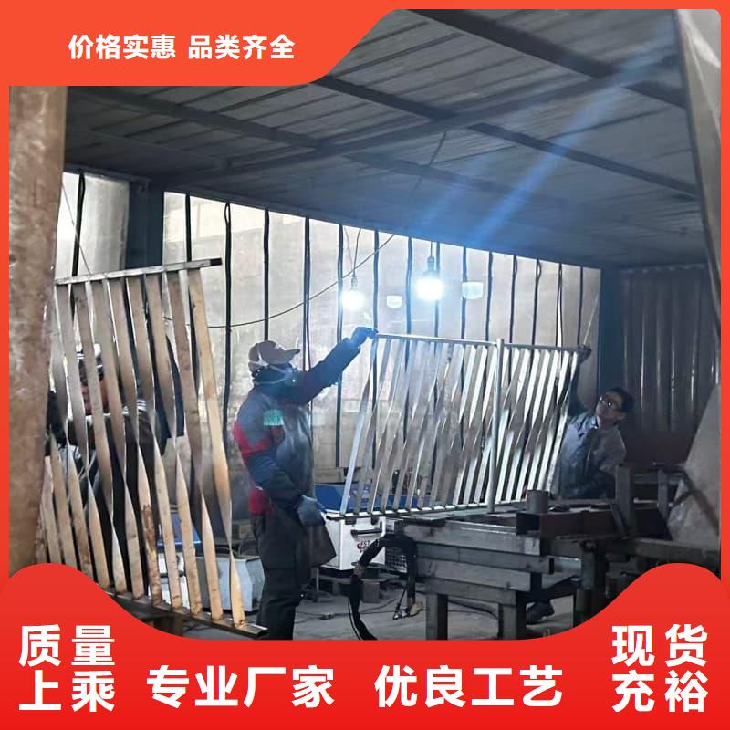 桥梁护栏镀锌喷塑钢板立柱工艺成熟