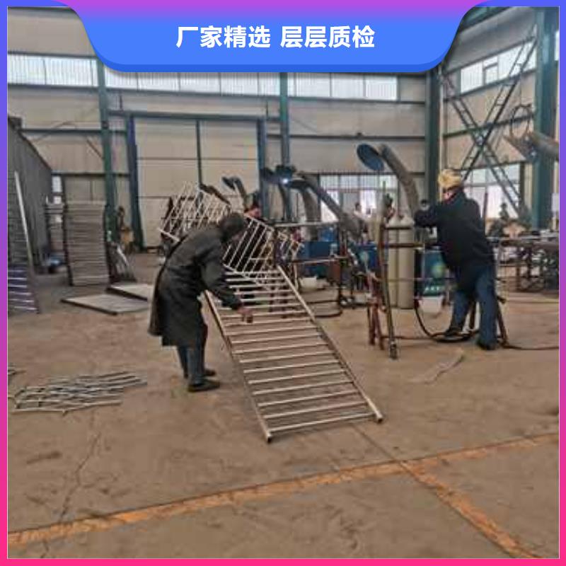 河道護(hù)欄橋梁鋼護(hù)欄廠家定制速度快工期短