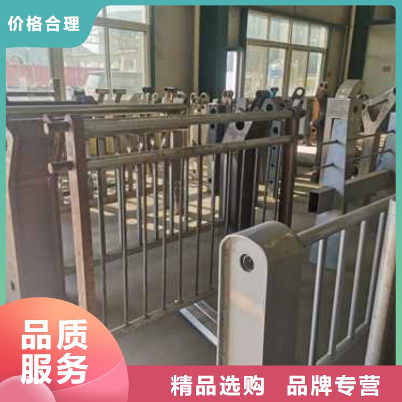 【河道護(hù)欄鍍鋅波形護(hù)欄用心制造】